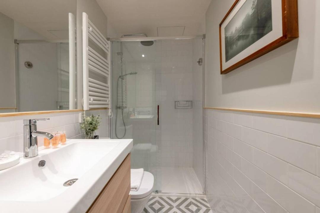 Sophisticated Brand New Flat Apartment มาดริด ภายนอก รูปภาพ